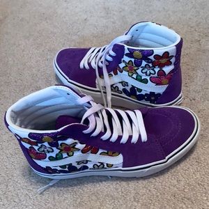 VANS PURPLE FLOWER SNEAKERS! 💗